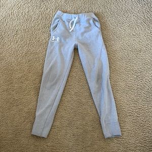 Under armor grey joggers. Boys size M. Like new.